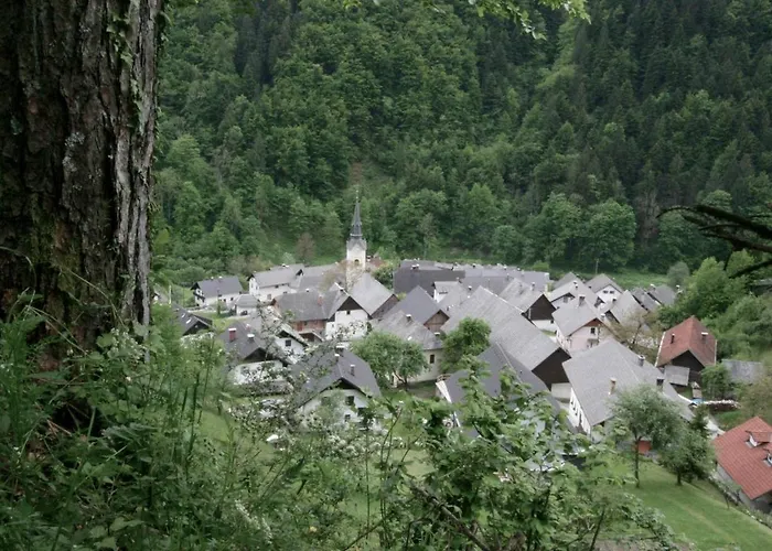 Village House * زلزنيكي